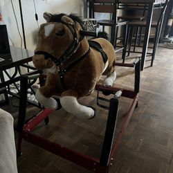 Horse 