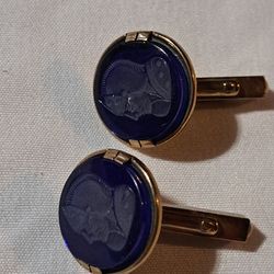 Vintage swank Knight cameo cufflinks