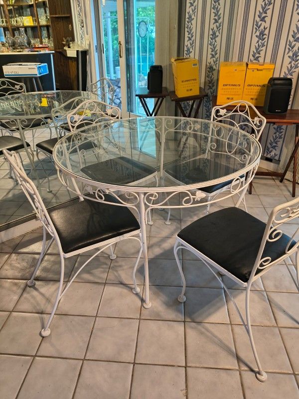 Metal Table And Chair