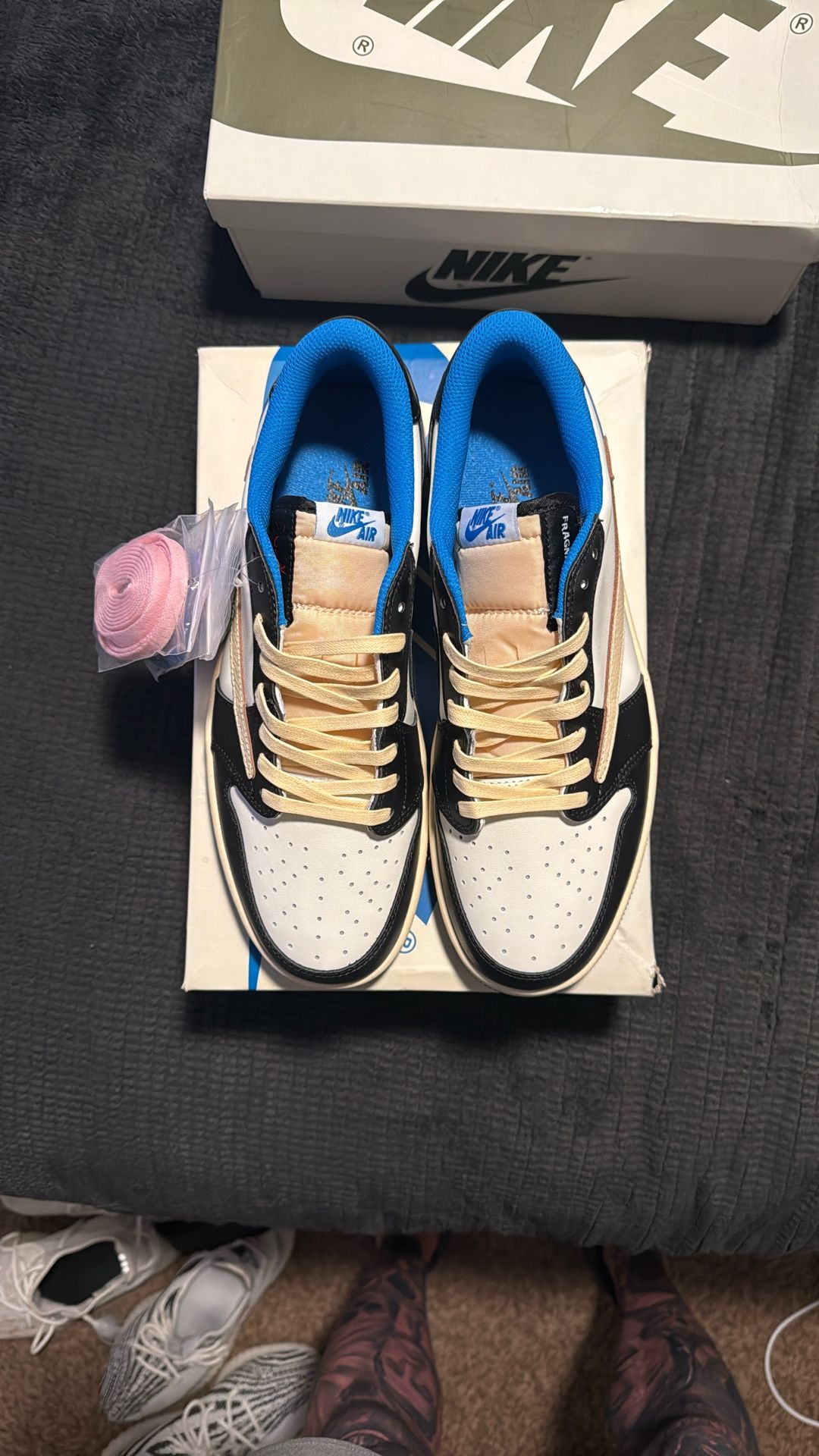 Jordan retro 1 Travis Scott Fragment Design
