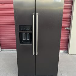 KITCHEN AID REFRIGERATOR 