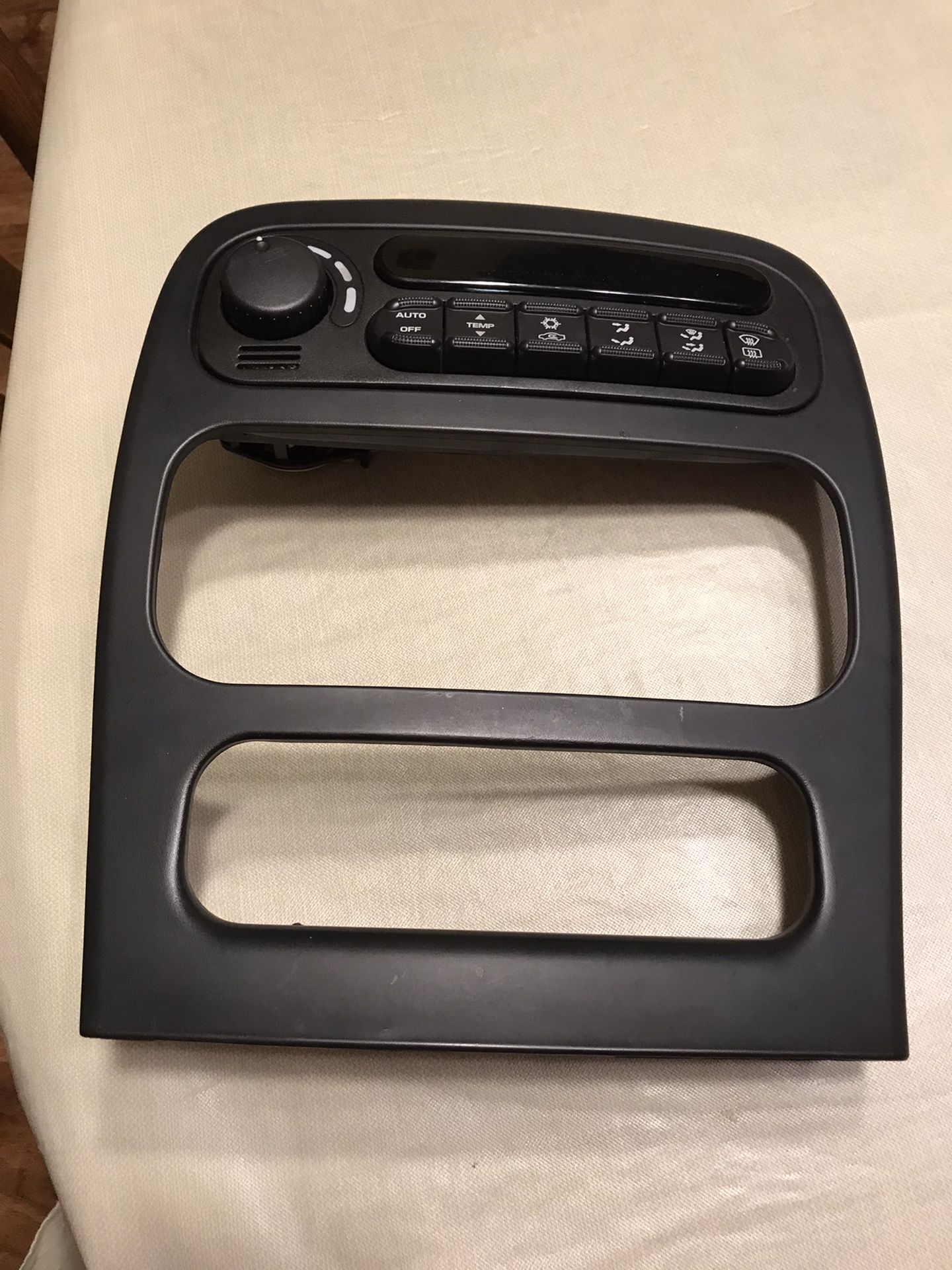 2003 Chrysler Concorde climate control automatic temperature control bought wrong part