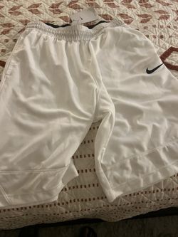 New Med Niki Basket Ball Short 21” Pick Up Today