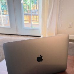 2020 Apple MacBook Air Laptop