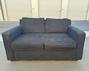 Black Ashleys Furniture Couch (MUST PICK UP)