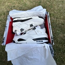 Jordan 4