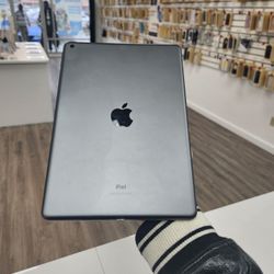 IPad 7th Gen Tablet Pre Owned 🔥 