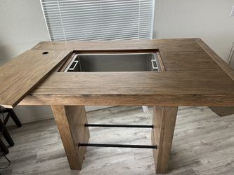 Cooler/Table