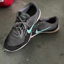 Nike Shoes Women Size 10