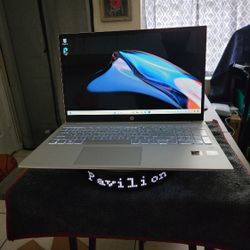 HP Pavilion 15.6" Ryzen 7 Eight Core 😲 24GB Ram. 512GB SSD Touchscreen Laptop