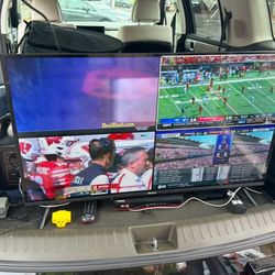 40” Hisense Smart TV