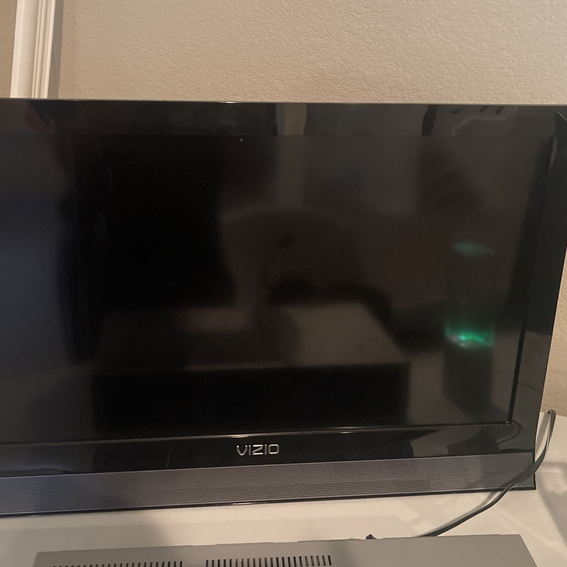 Vizio Flat Screen Tv for Sale in Aurora, CO OfferUp