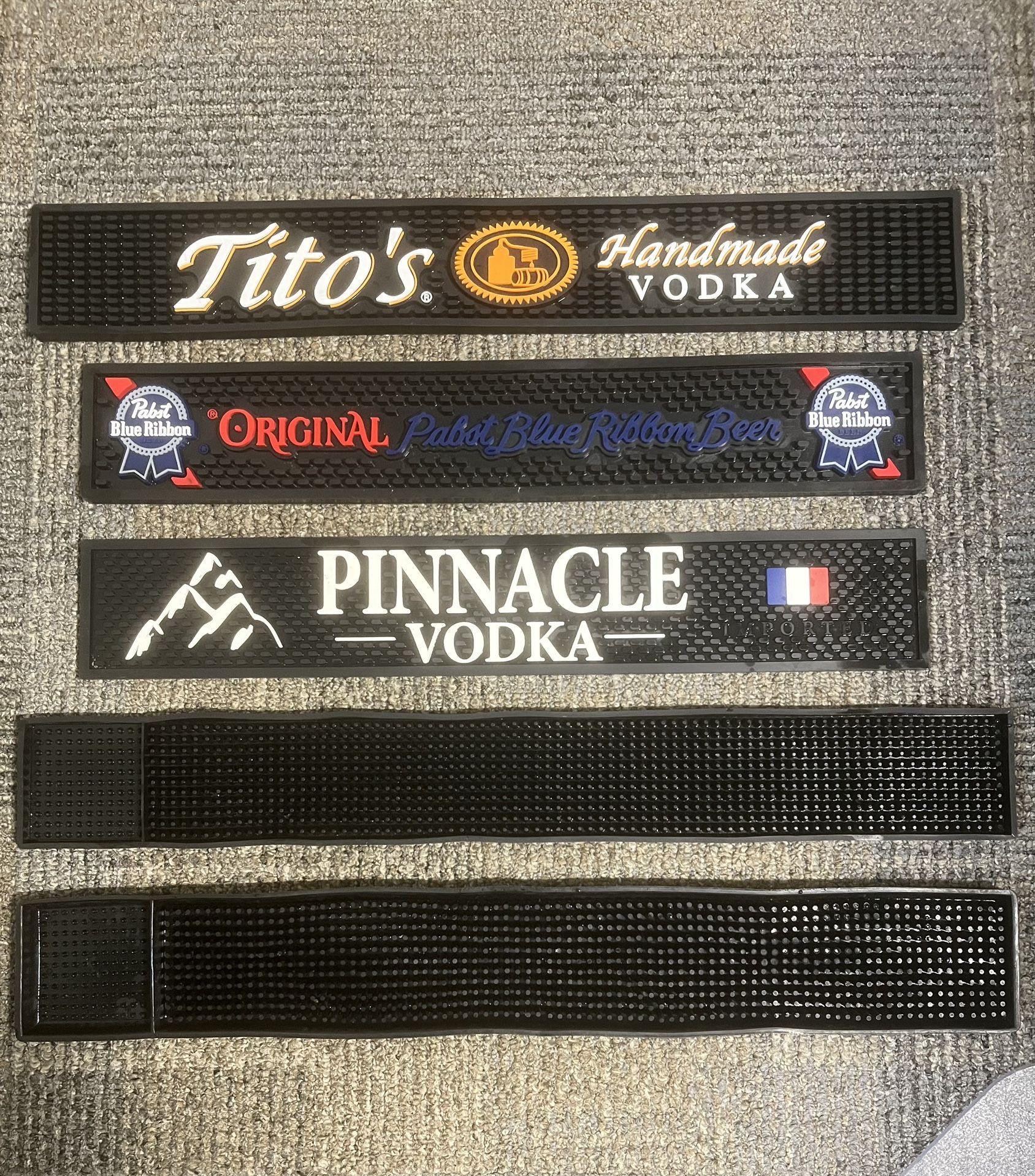 Rubber Bar Pour Station Spill Mats, 5 Total