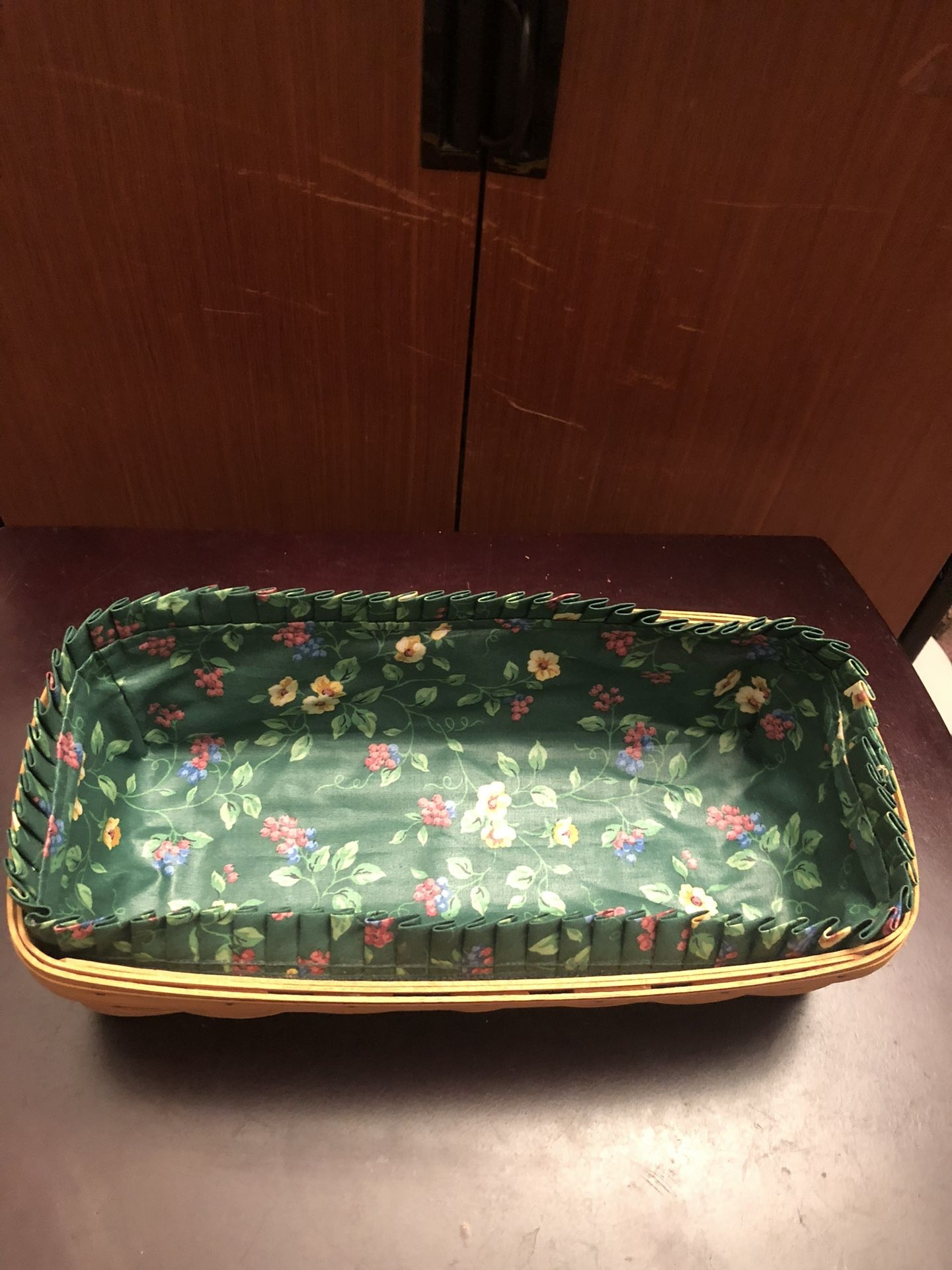Vintage Longaberger - Cracker Basket w/liner ( 1999)- $20