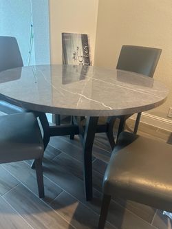 4 chair dining table
