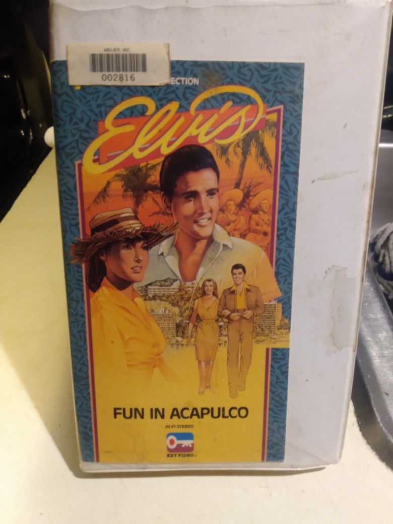 Vintage Elvis Presley Fun And Acapulco VHS Tape