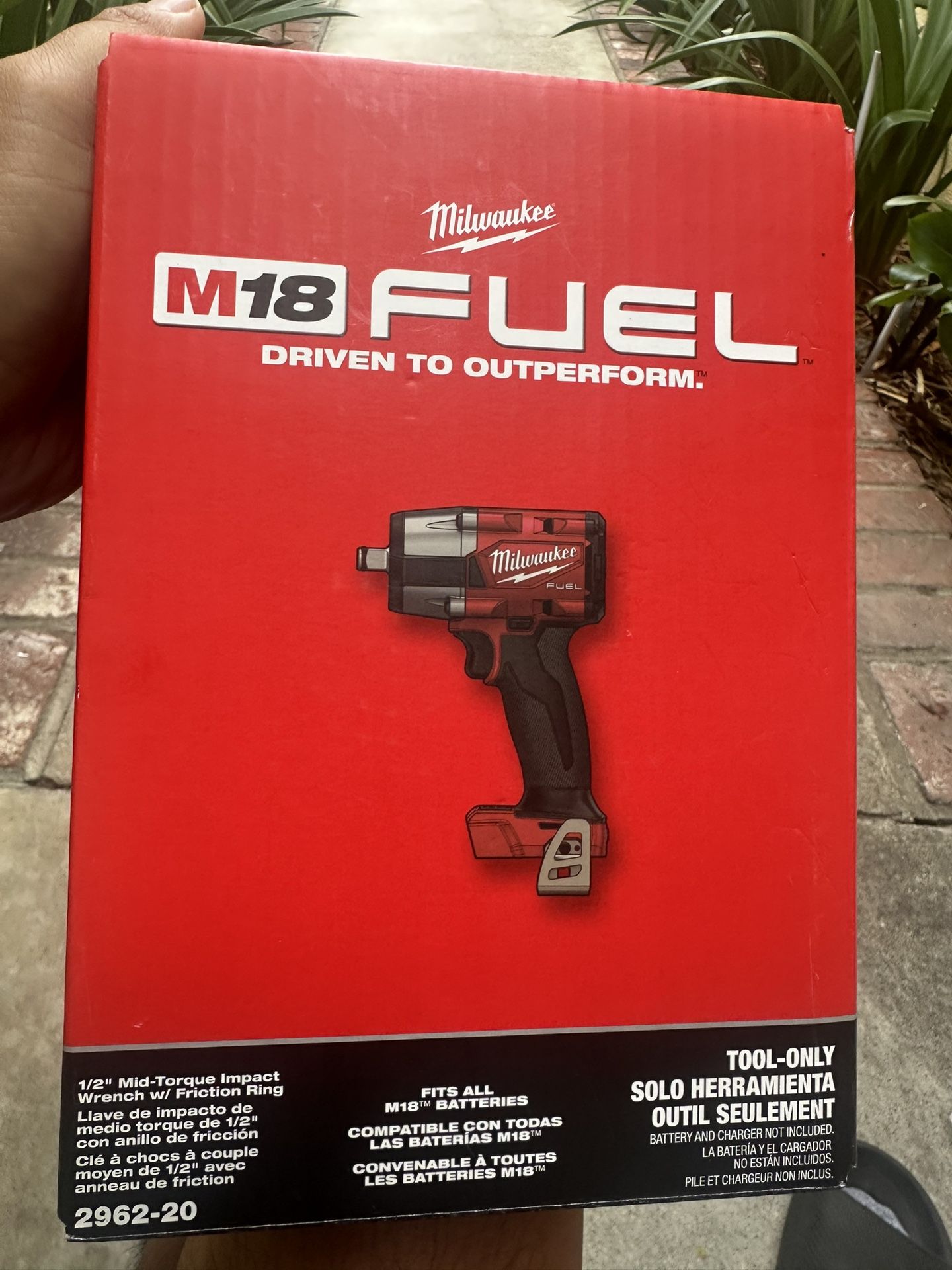 Milwaukee 1/2 Mid-torque Impact Tool Only