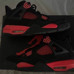 Air Jordan 4 Retro ‘Red Thunder’