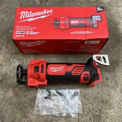 Milwaukee M18 18V Lithium-lon Cordless Drywall Cut Out Rotary Tool (Tool-Only)