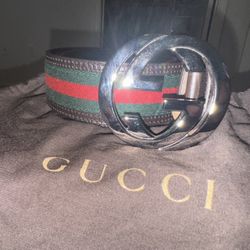 Gucci Web GG