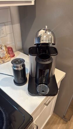 Nespresso Vertuo Coffee Machine with Aeroccino