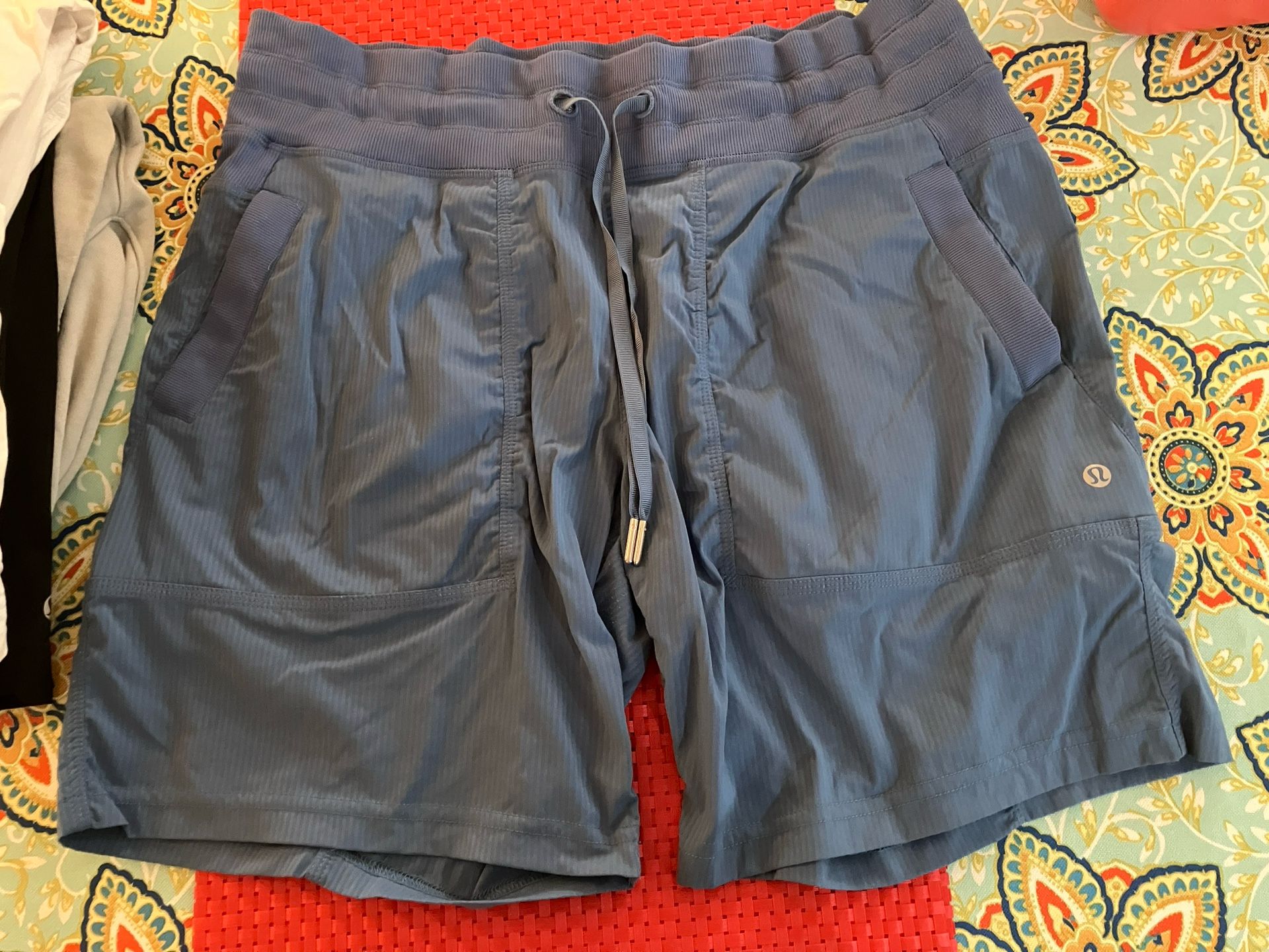 Lululemon Studio Shorts Blue Size 12