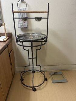 Parrot 🦜 Stand