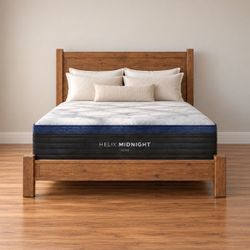 Helix Midnight King Mattress - Retail $2973 - Like New