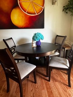 New! Signature Design by Ashley 5-Piece Dining Set