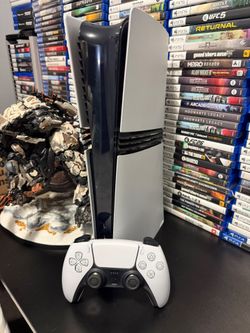 PLAYSTATION 5 PRO EN EXCELENTE CONDICION/ ACEPTO CAMBIO POR PS5 O XBOX SERIES Y DINERO