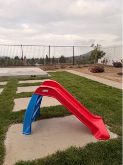 Little Tikes First Slide, Easy Set Up Playset, Indoor Outdoor Backyard, Easy to Store, Toy