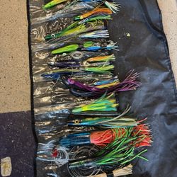 Bundle Trolling Fishing Lures With Holder. 
