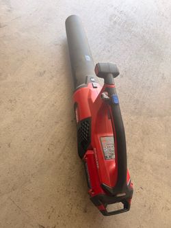 Toro Brushless blower and weed eater 60v with battery