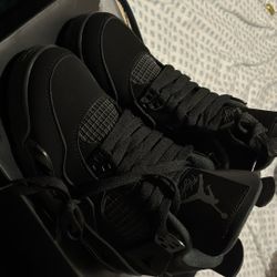 Jordan 4 Black Cat 