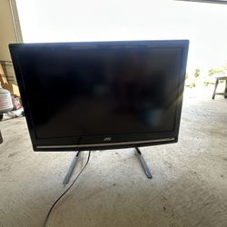 32” TV