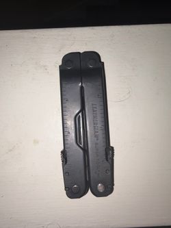 Leatherman super tool 300