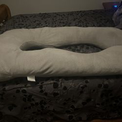 Pregnancy Pillow