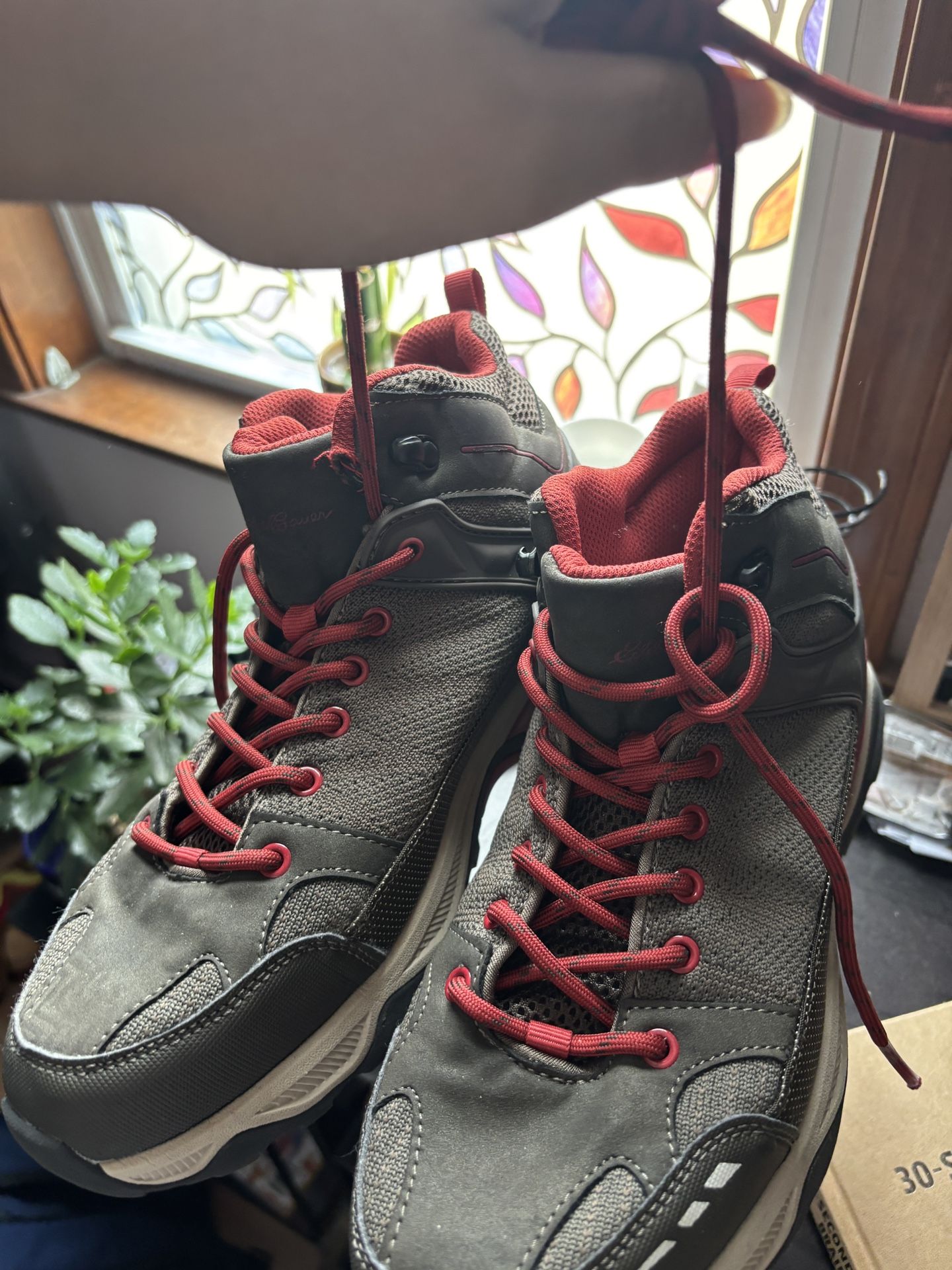 Women’s Hiking Shoes - 9.5, Red and black