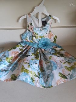 BONITO VESTIDO NUEVO