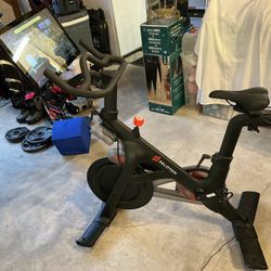 Peloton Bike