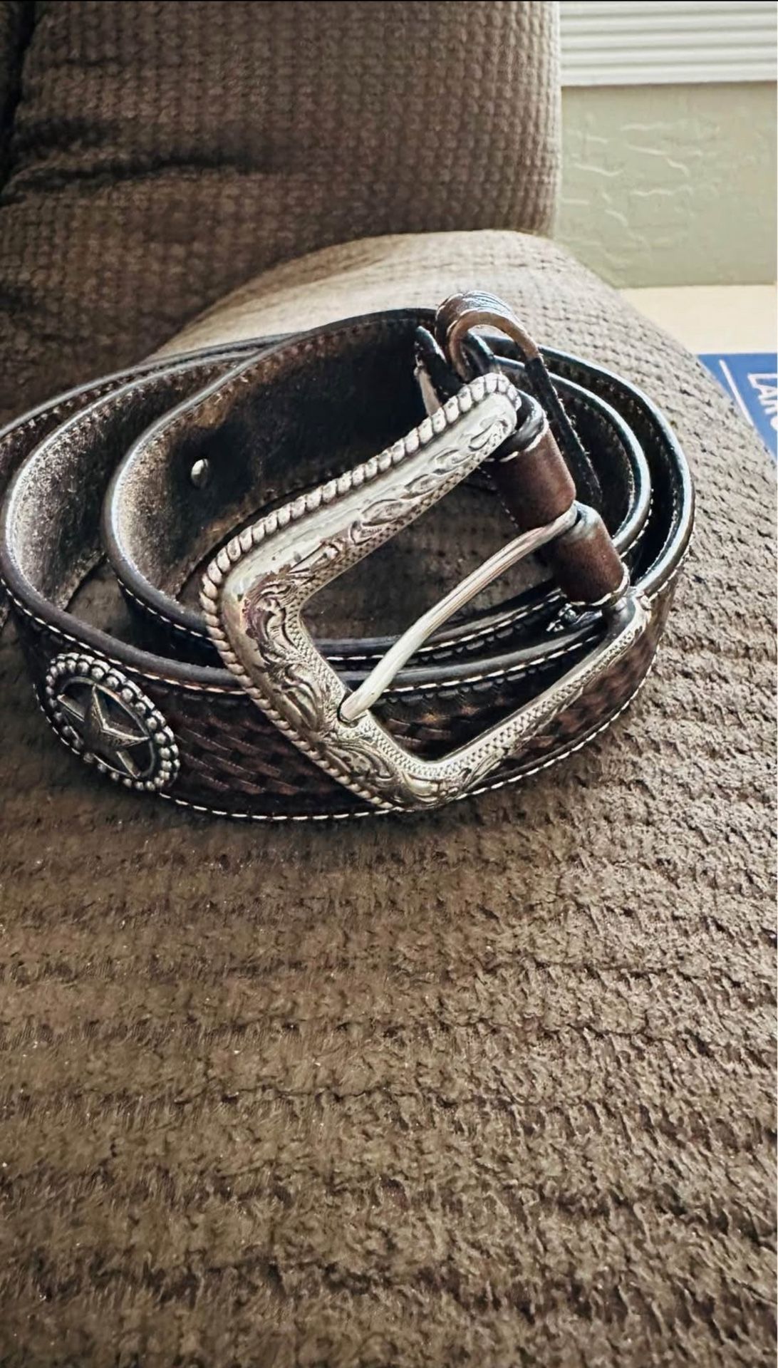 Cavender’s belt women's