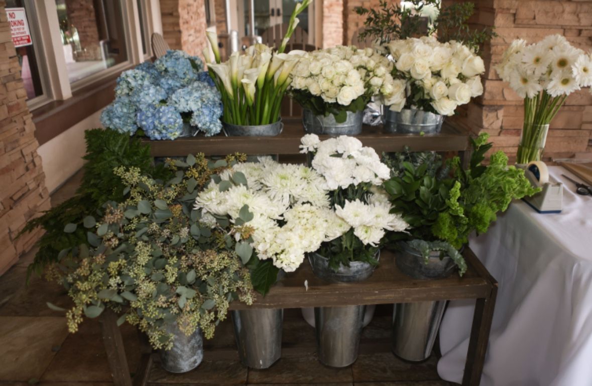 Flower Stand** Flower Mart