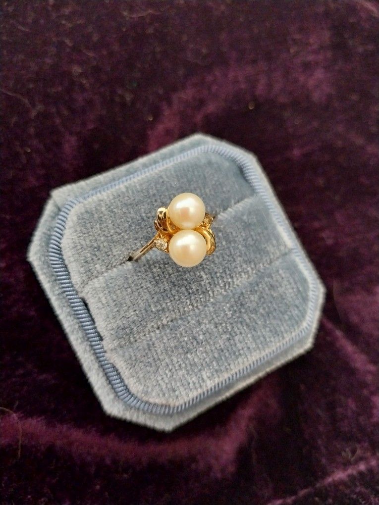 Vintage Pearl Ring