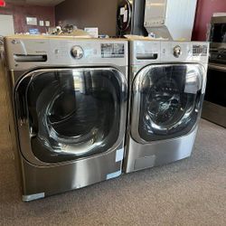 ✨OverSized Set✨ LG Washer And Gas Dryer 