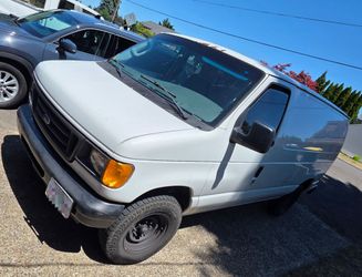 2004 Ford E-250