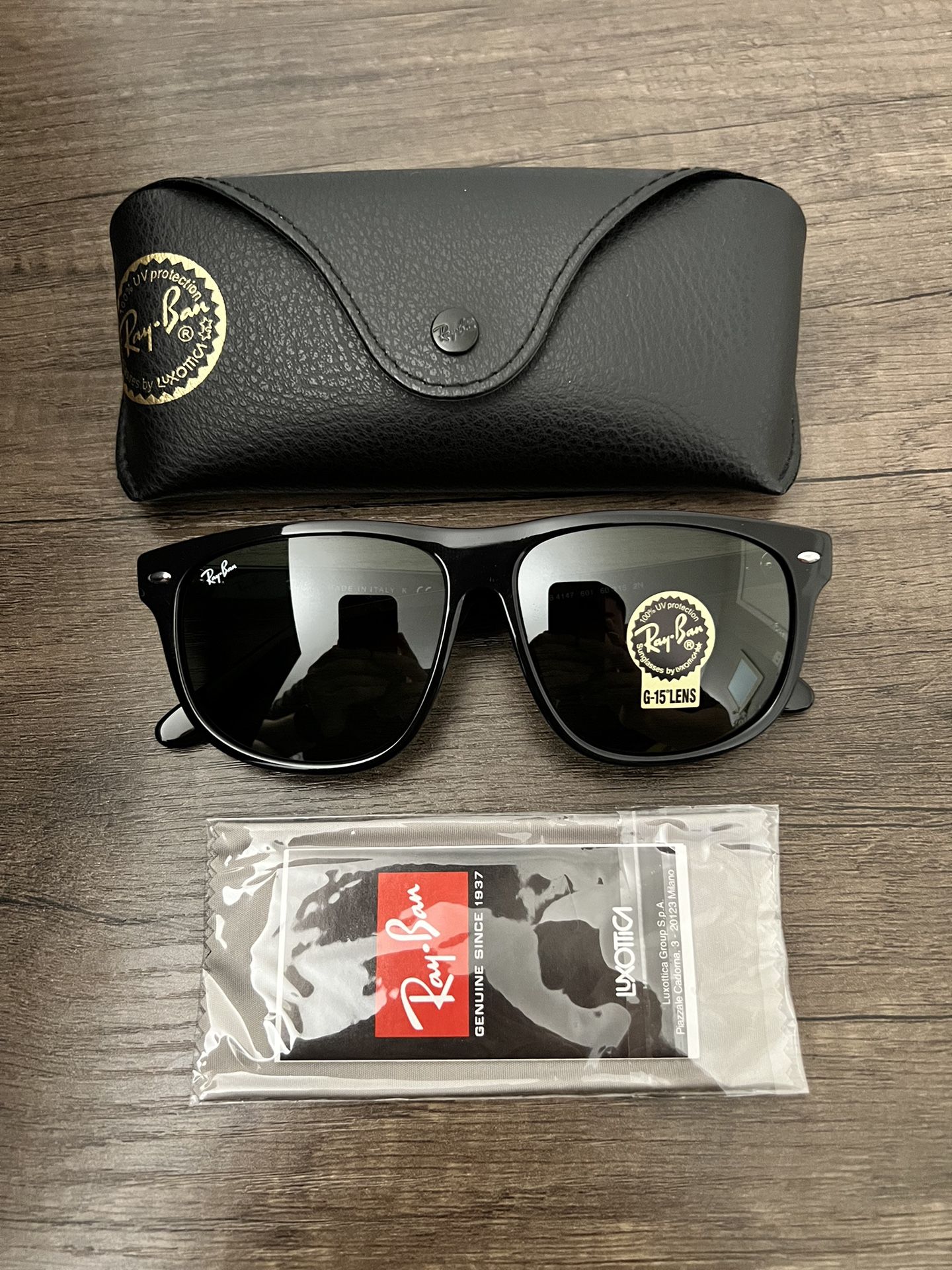 NEW RayBan Sunglasses with Original Ray Ban Packiging Box And Pouch RB4147 Boyfriend