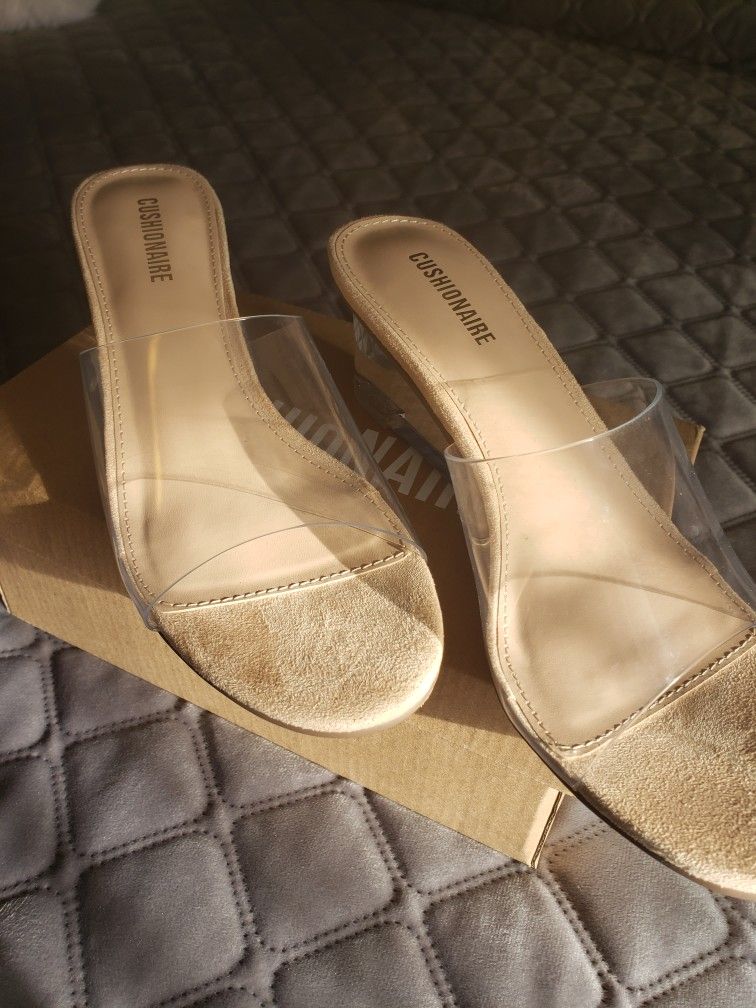 CUSHIONAIRE Clear Gloss Lucite Wedge Heels