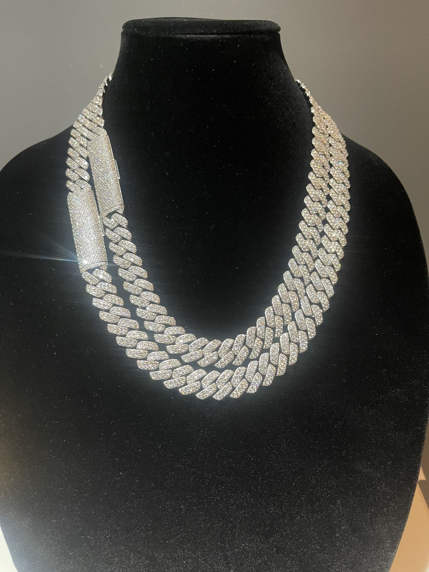 🔥💎🔥🔹 CUSTOM ALL WHITE 24INCH 14MM 925 SILVER D COLOR VVS1 MOISSANITE CUBAN CHAINS WITH CUSTOM CLASPS