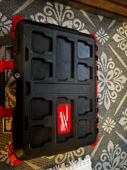Milwaukee packout case