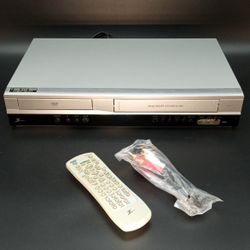 Zenith ,VCR/DVD Player with Remote And Cable. Works Fine!